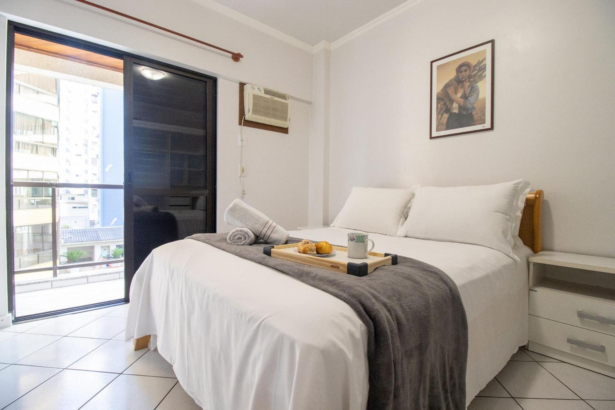 Apartamento Bor41 - Quadra Mar, 4 Dorm, 2 Garagens, Churrasq. Balneário Camboriú